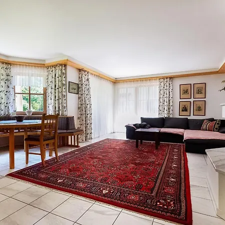 Apartment Mit Terrasse In *